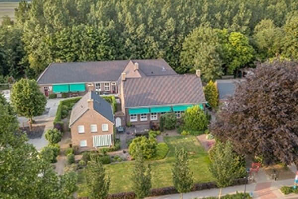 600x450_39-De_Hochte Mamasthee staat klaar, BSO Stadskanaal, Anne de Vries, Parkwijk